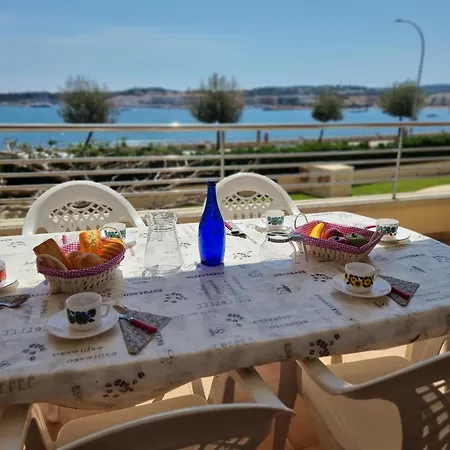 Frente Al Mar Con Terraza Y Piscina Comunitaria En L'escala - Hisp-236-138 Apartamento *