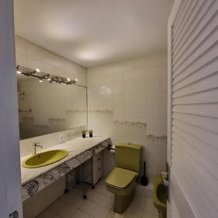 Apartamento Frente Al Mar Con Terraza Y Piscina Comunitaria En L'escala - Hisp-236-138 Torroella de Montgrí